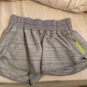 Lululemon trucker shorts